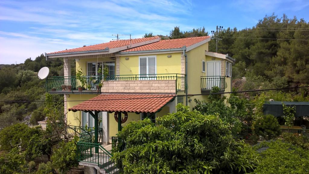 Apartments Mornar Poljica  Εξωτερικό φωτογραφία