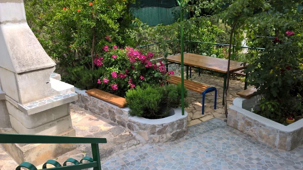 Apartments Mornar Poljica  Εξωτερικό φωτογραφία